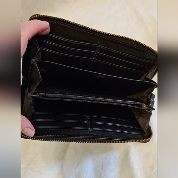 Coach Chelsea Pebbled leather turnlock hobo & zip wallet bundle #10947 Chocolate - Picture 3 of 9